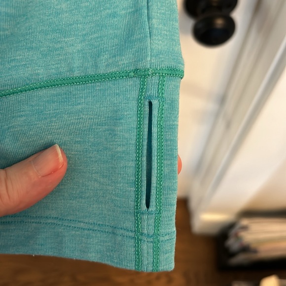 Puma Long Sleeve 3/4 Zip Top - NWOT - Picture 4 of 5